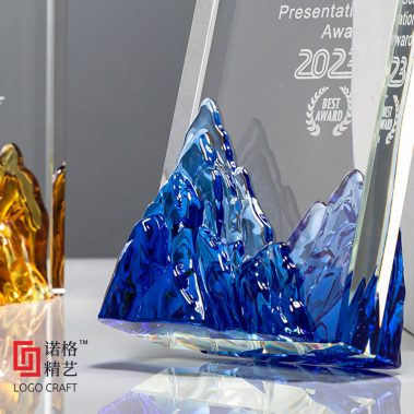 勇攀高峰定制水晶奖杯15