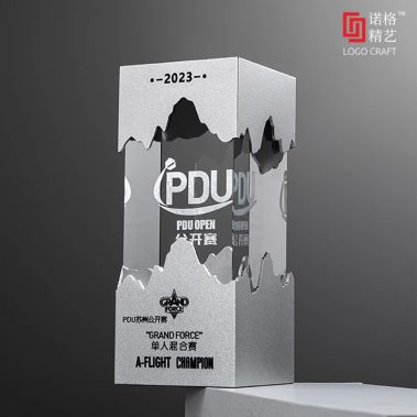 新款创意山峰水晶定制奖杯-1