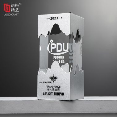 新款创意山峰水晶定制奖杯-6