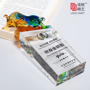 牛马羊鹰定制琉璃奖杯-4