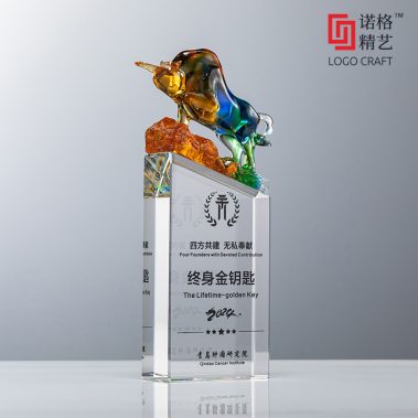 牛马羊鹰定制琉璃奖杯-9